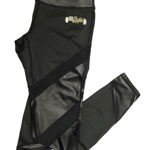 NWT Chestee Kiki Leggings LIMITED EDITION